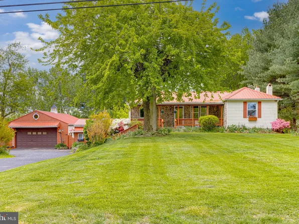 2042 Whiteford Rd, Whiteford, MD 21160