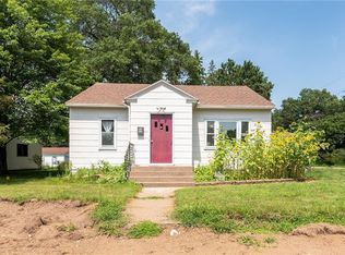 934 Warren St, Chippewa Falls, WI 54729