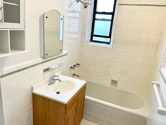 Rented by Virtual Real Estate | media 5