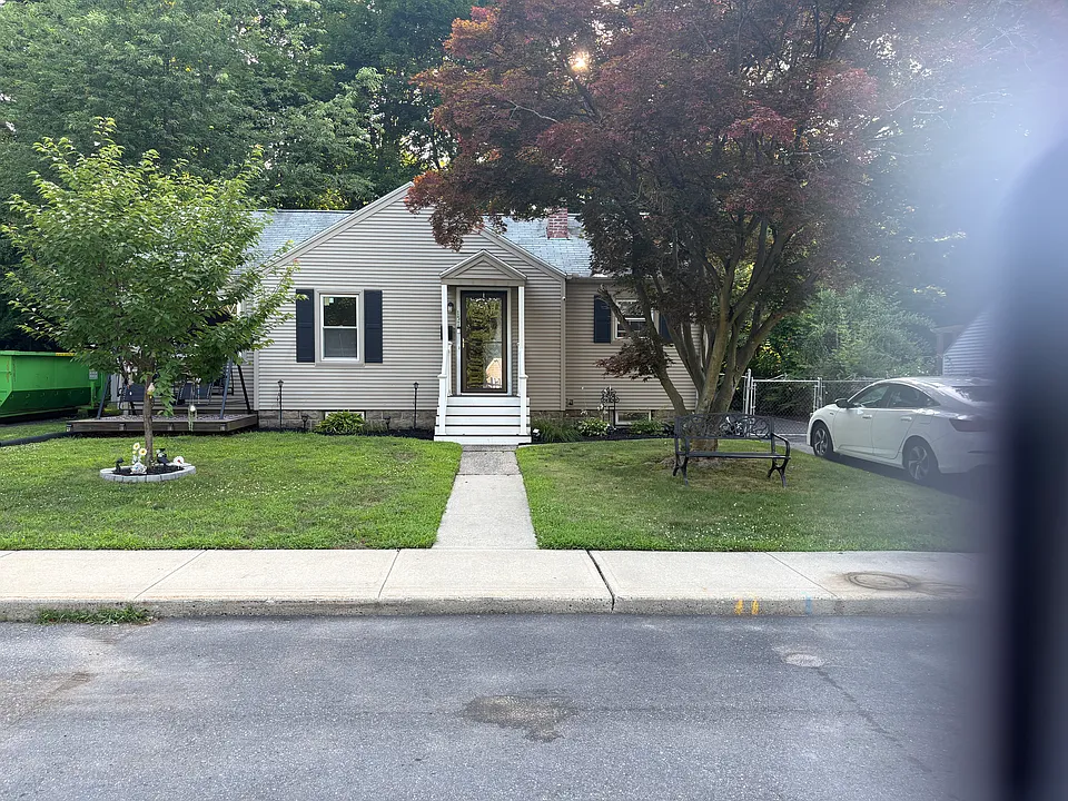 157 Sycamore St #1