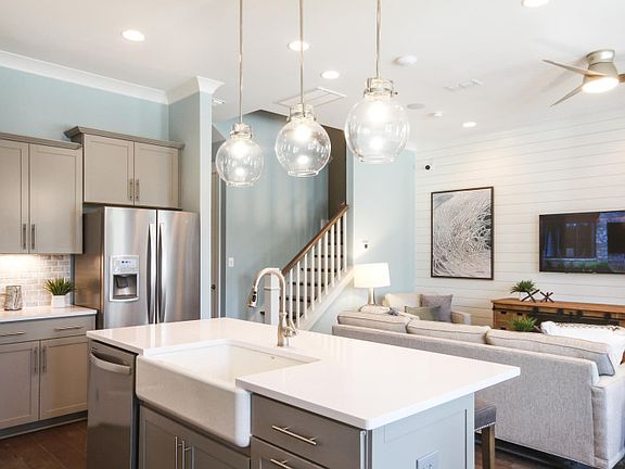 Open Kitchen to Gathering Room