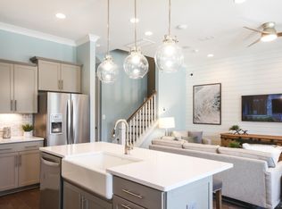 15522 Parkside Crossing Dr, Charlotte, NC 28278