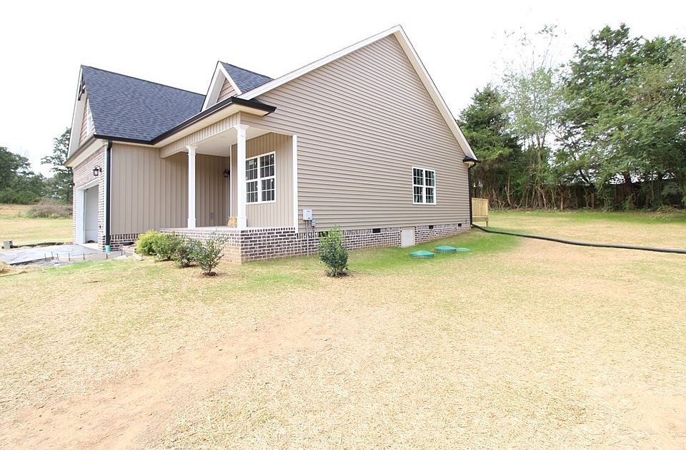2nd image of 214 Eastview Cove Dr Lot 4
