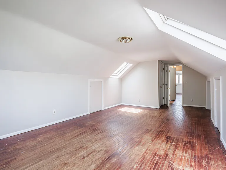 26 Clearview Ave — Photo 22