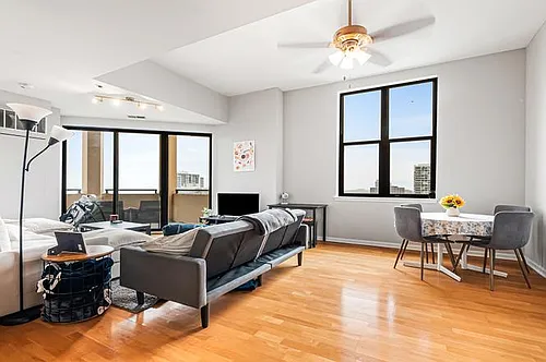 1464 S Michigan Ave #2304 Photo 1