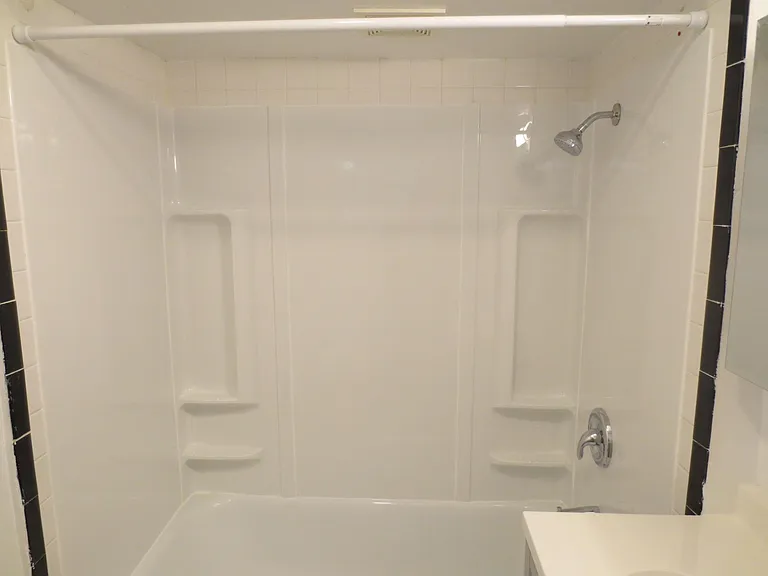 2421 Beechwood Blvd #C — Photo 6
