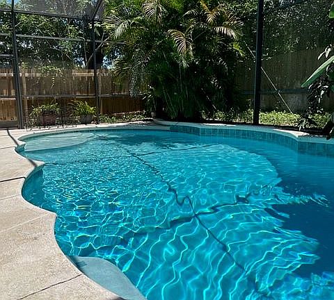 3rd image of 2756 Grantham Ct