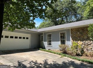 147 E Crestwood Rd, Tyrone, GA 30290