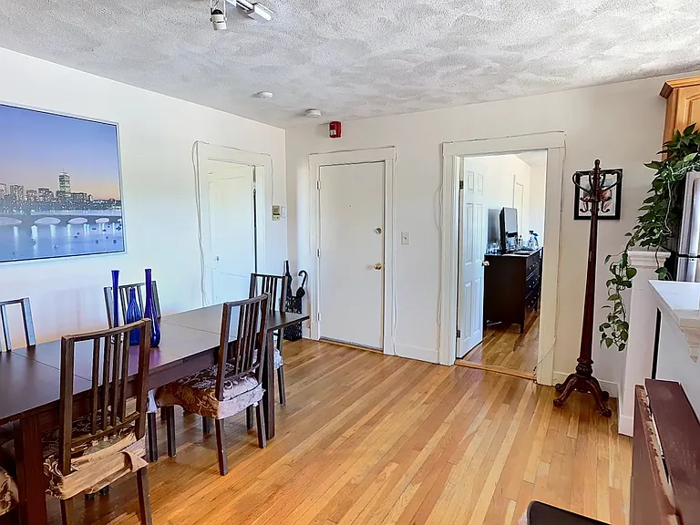 402 Highland Ave #30A — Photo 2