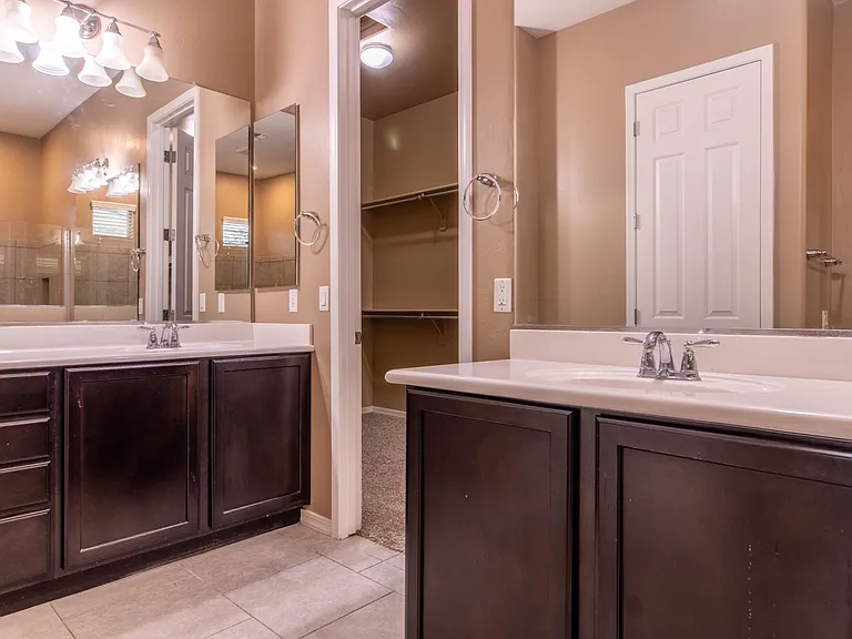 12565 N Golden Mirror Dr — Photo 10