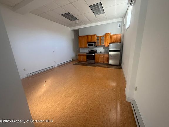 5th image of 486 Hazle St #8