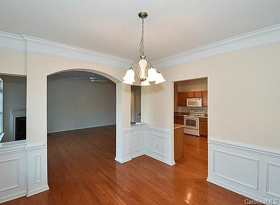 5th image of 13195 Wilburn Park Ln