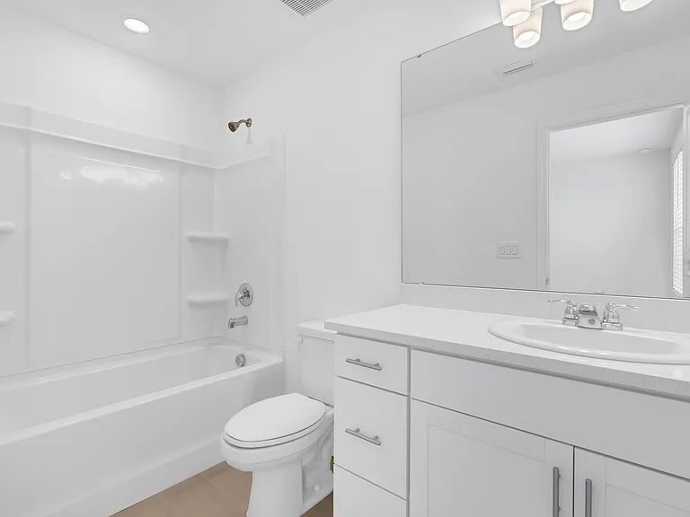 8765 Daybreak St — Photo 31