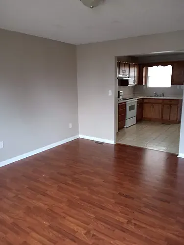 2 bed, 1000 sqft, $1,050 — Photo 1