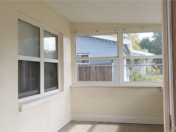 3rd image of 5621 4th Ave N