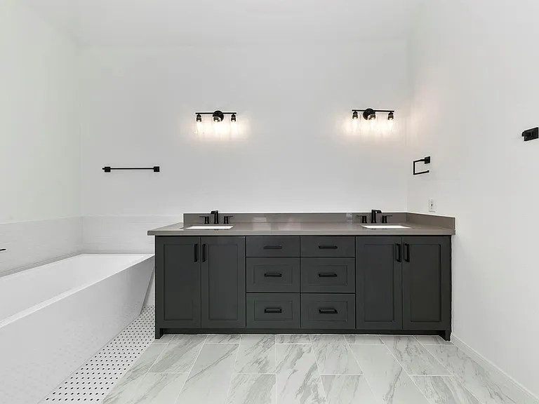 1414 Bluestone Dr — Photo 28