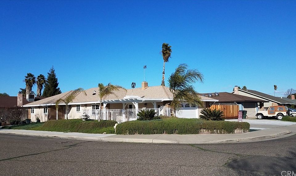1st image of 2518 Canal Dr