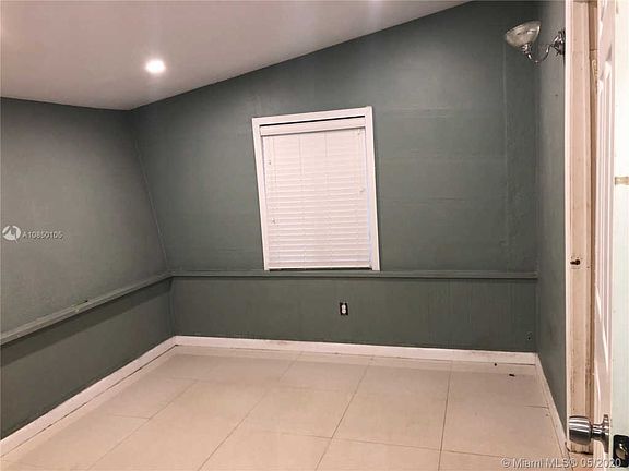 5th image of 17550 NE 6th Ave #17550