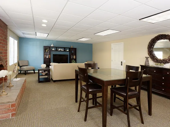 Monterey Villas