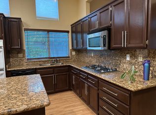 351 Seaton Dr, Folsom, CA 95630
