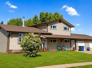 11002 S Hoppe Ave, Grande Cache, AB T0E0Y0