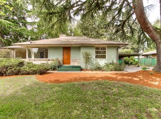 16841 16th Ave SW, Normandy Park, WA 98166