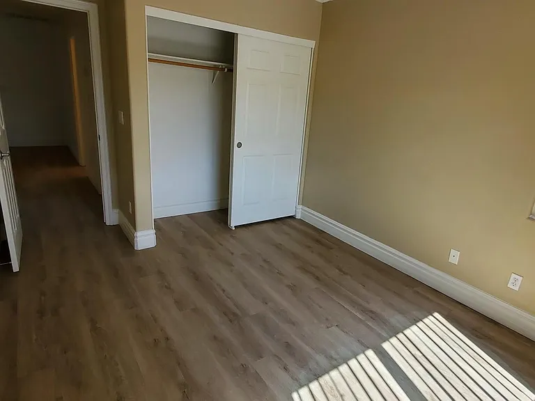 9692 Ziegler Ave — Photo 8
