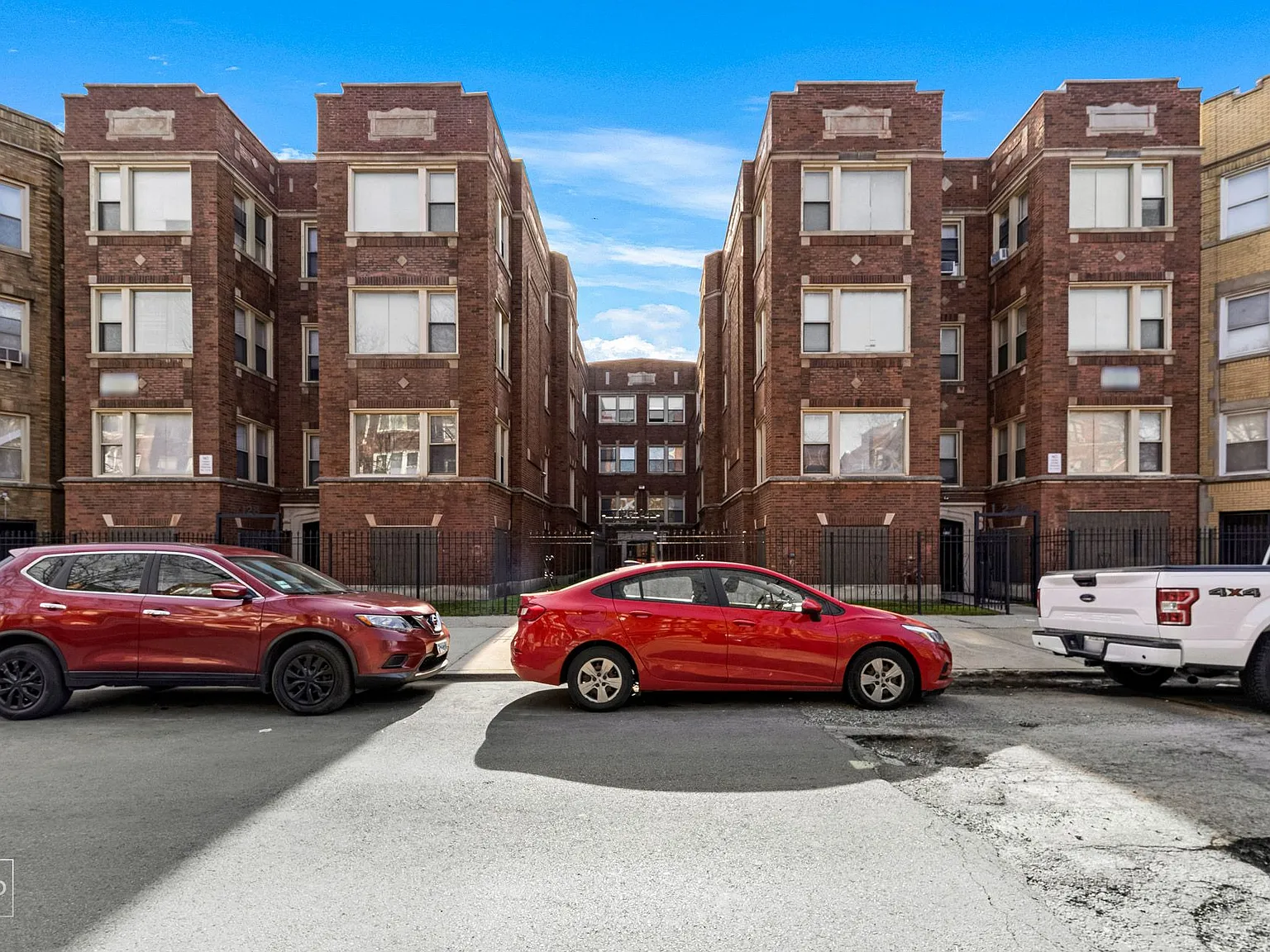 7120 S East End — Photo 2