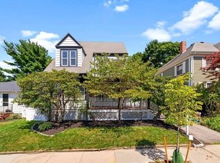 201 Maple St, West Roxbury, MA 02132