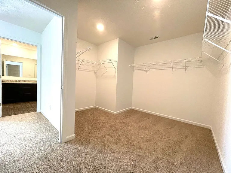 17115 Meander Way — Photo 27