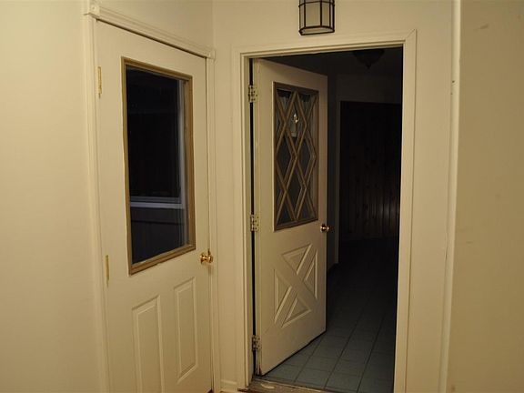 5th image of 2035 S Ogemaw Trl