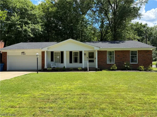 702 Beryl Dr, Kent, OH 44240