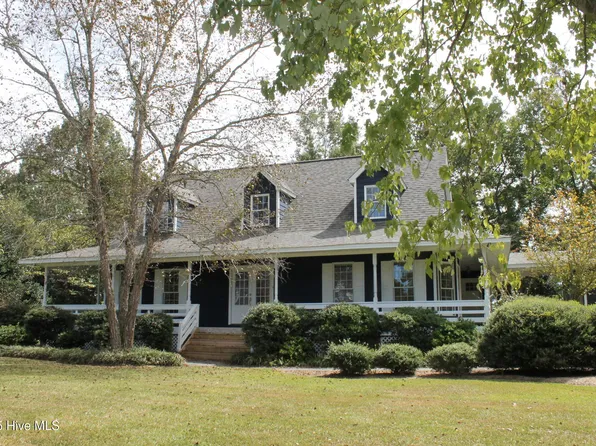 180 N Lakes Drive, Whiteville, NC 28472