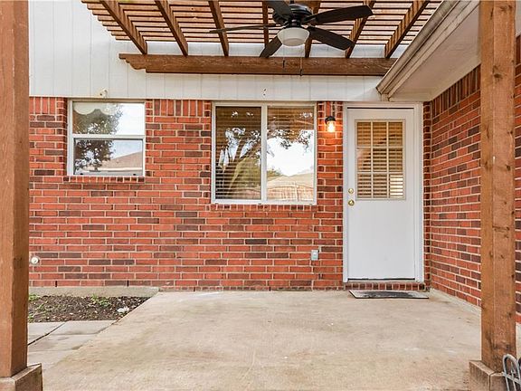 2nd image of 4912 Spanishmoss Dr