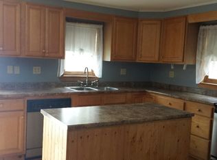 21 Brooks Ln, Clifton, ME 04428