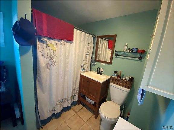 5th image of 1417 Taylor Ave