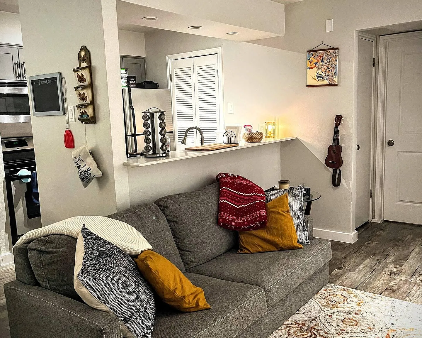 1503 N Garrett Ave — Photo 3