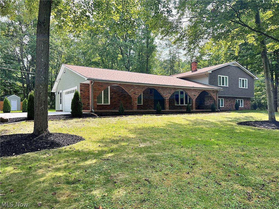 1st image of 704 Echo Dr