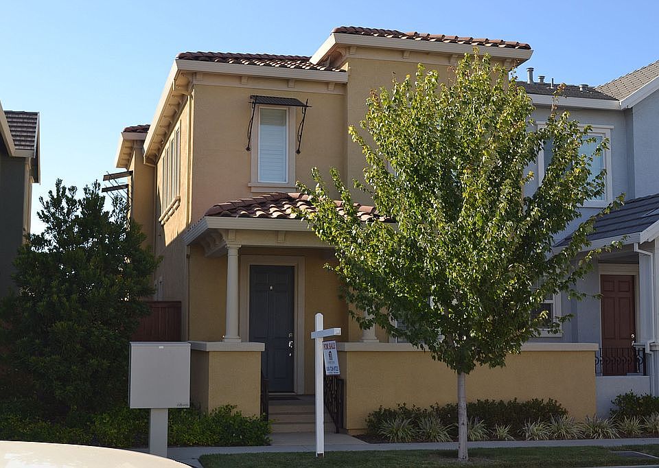 1st image of 3041 Parkham Dr