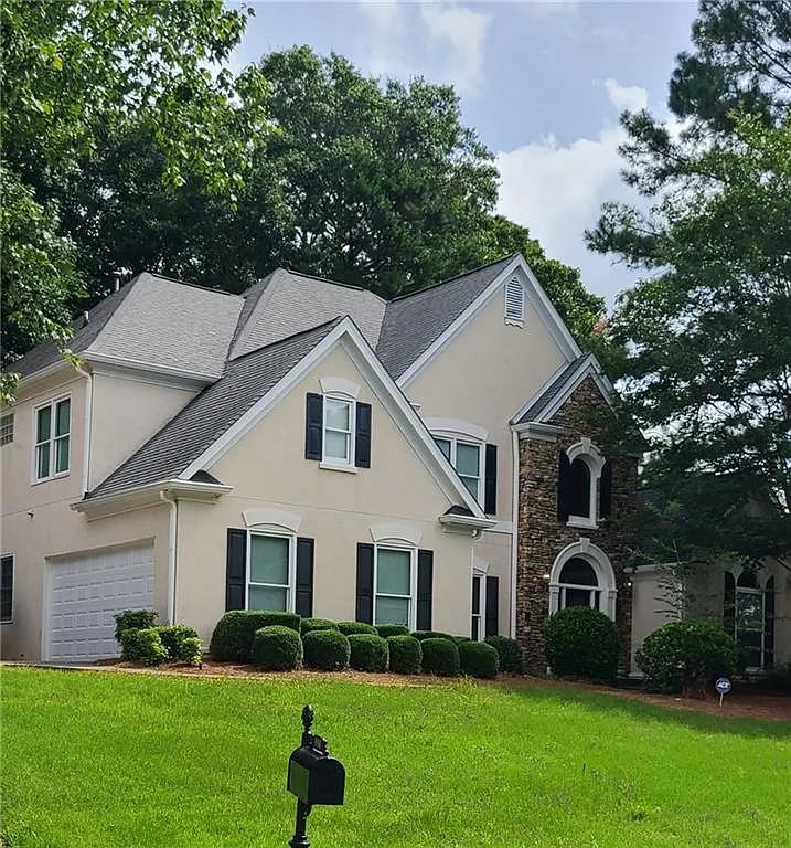 4 bed, 3.5 bath, 3403 sqft, $3,850 — Photo 3