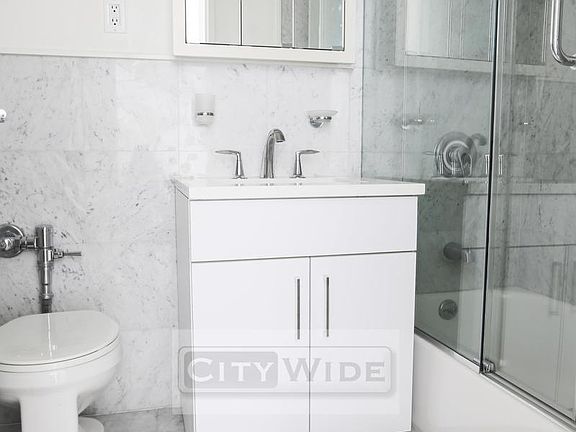 5th image of 96 5th Ave APT 9D
