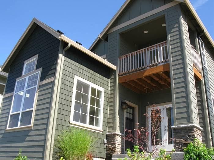 Courtyard and balcony