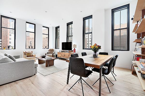 1st image of 115 4th Ave APT 6I