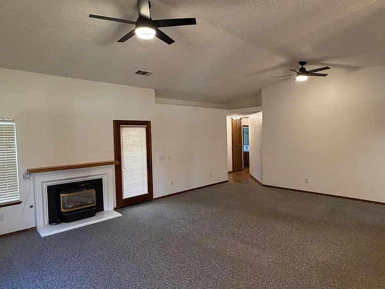 5933 W Iris Ct — Photo 14