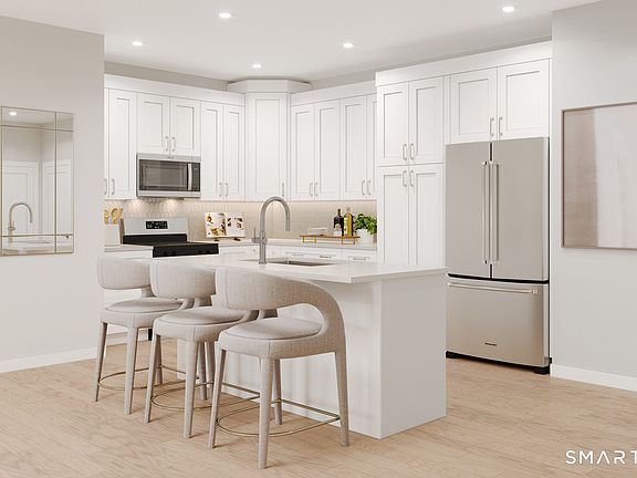 5th image of 111 Woodland Road #1011