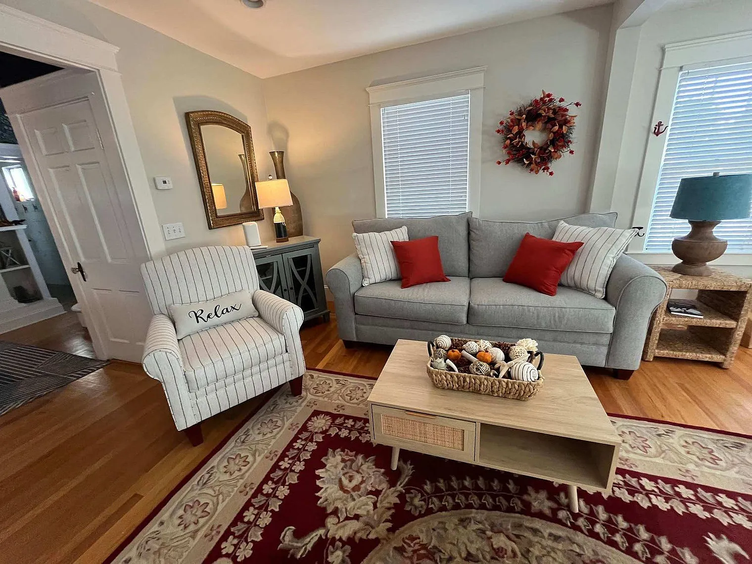 1 bed, 1.0 bath, 1496 sqft, $3,231 — Photo 2