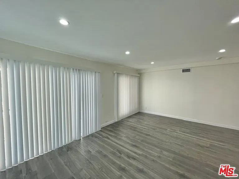 8397 Fountain Ave #203 — Photo 9