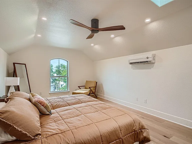 21825 Briarcliff Dr — Photo 23