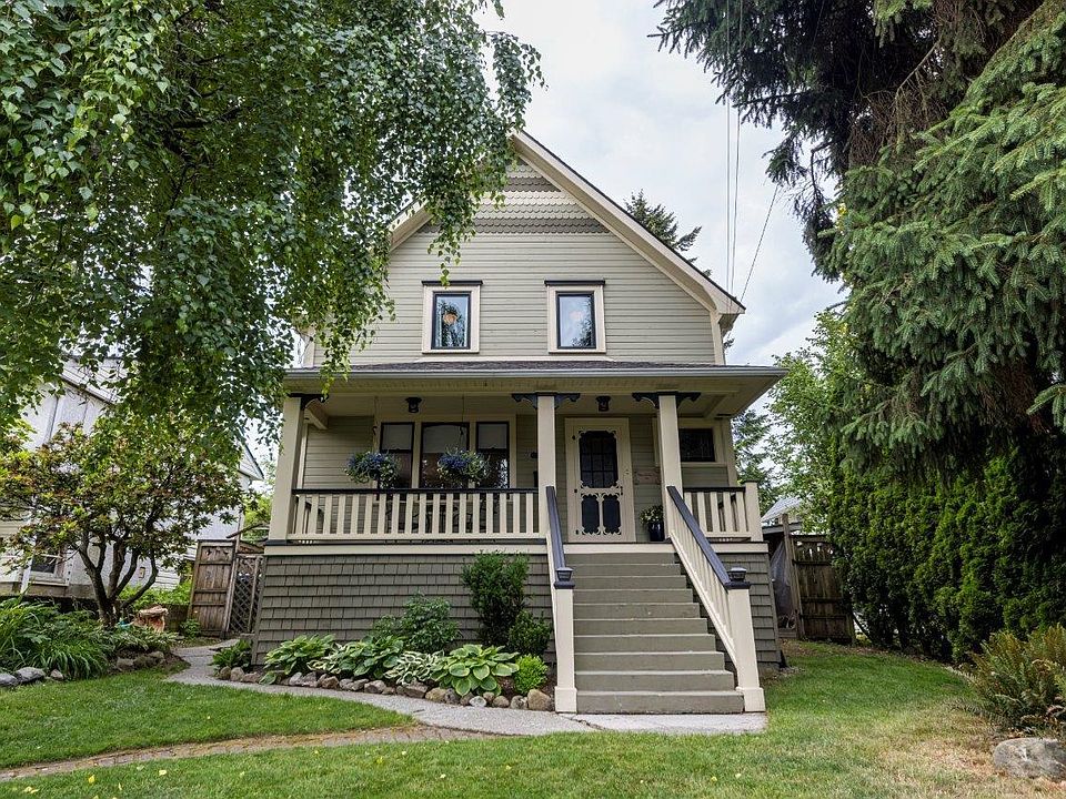 1st image of 618 Colborne St