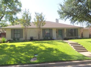 4513 Quail Hollow Ct, Fort Worth, TX 76133